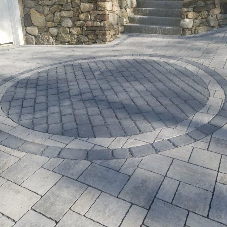 Hardscape project built by Lake Norman Hardscapes in the Lake Norman, NC area