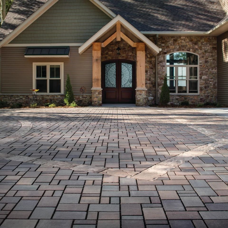 Hardscape project built by Lake Norman Hardscapes in the Lake Norman, NC area