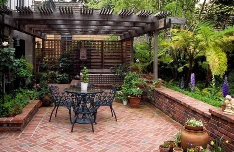 Hardscape project built by Lake Norman Hardscapes in the Lake Norman, NC area