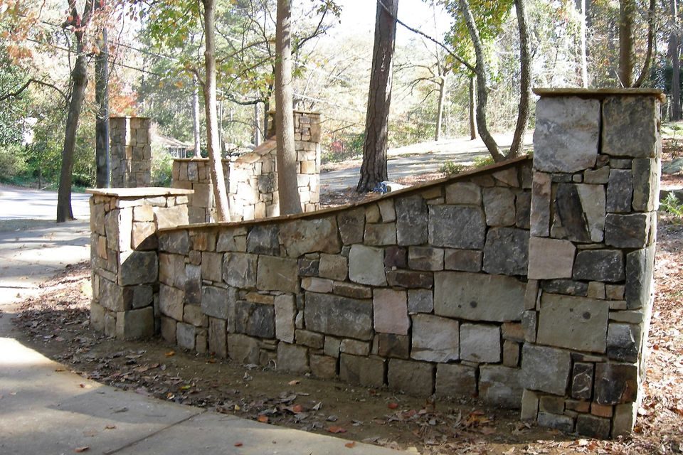 Hardscape project built by Lake Norman Hardscapes in the Lake Norman, NC area