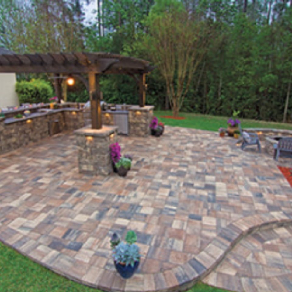 Hardscape project built by Lake Norman Hardscapes in the Lake Norman, NC area