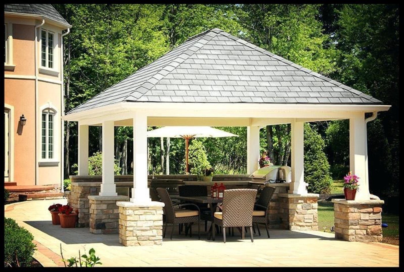 Hardscape project built by Lake Norman Hardscapes in the Lake Norman, NC area