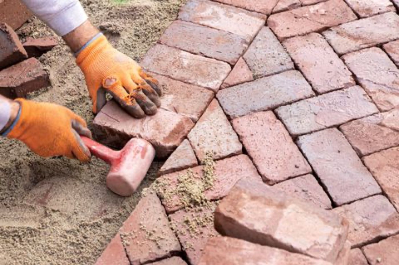 Brick paver patio built by Lake Norman Hardscapes in the Lake Norman, NC area