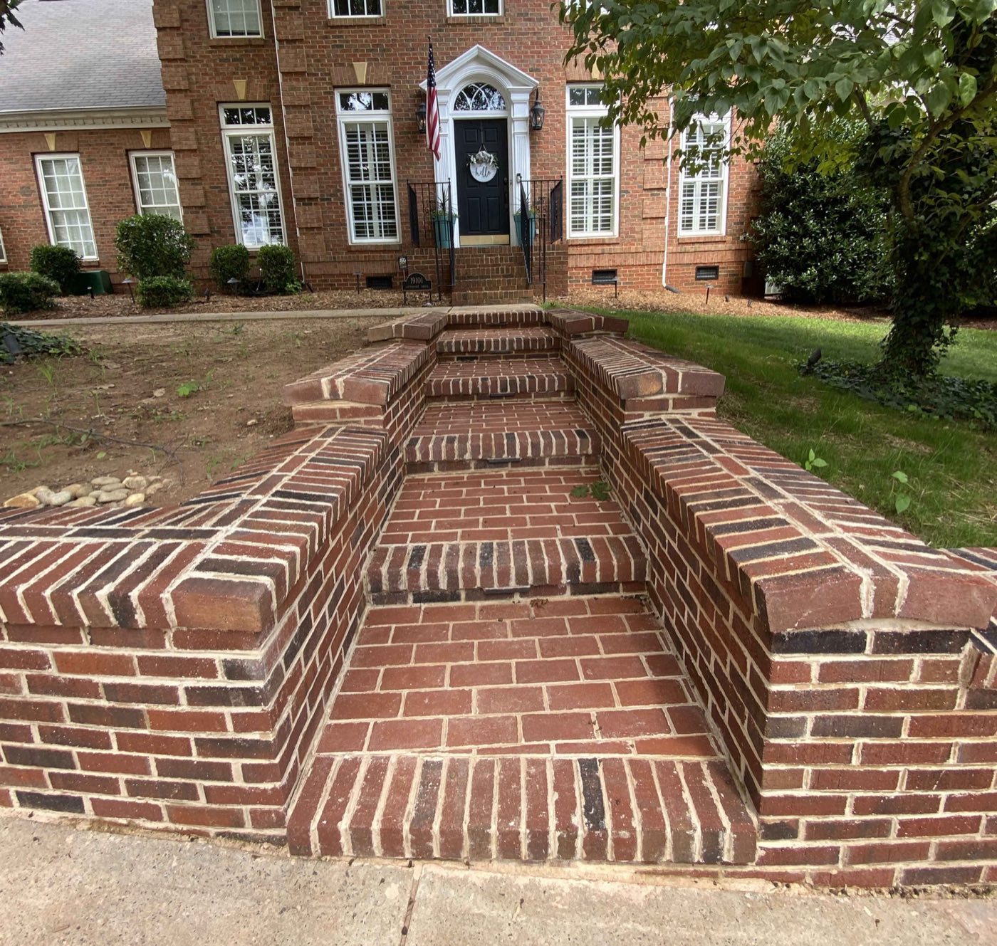 Brick paver patio built by Lake Norman Hardscapes in the Lake Norman, NC area