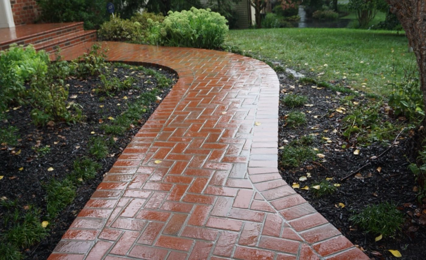 Brick paver patio built by Lake Norman Hardscapes in the Lake Norman, NC area