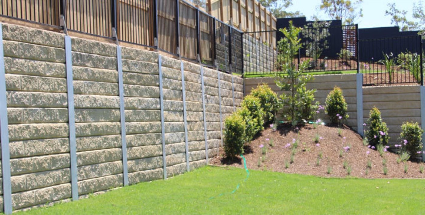 Retaining wall built by Lake Norman Hardscapes in the Lake Norman, NC area